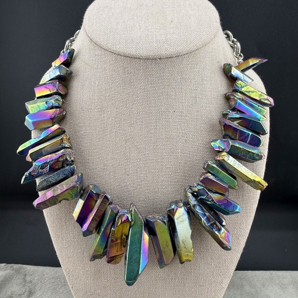 Estate Jewelry - Statement Necklace Silver‎ Tone Peacock Oil Slick 17"